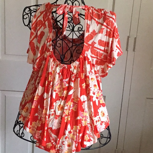 Top - Picture 2 of 4